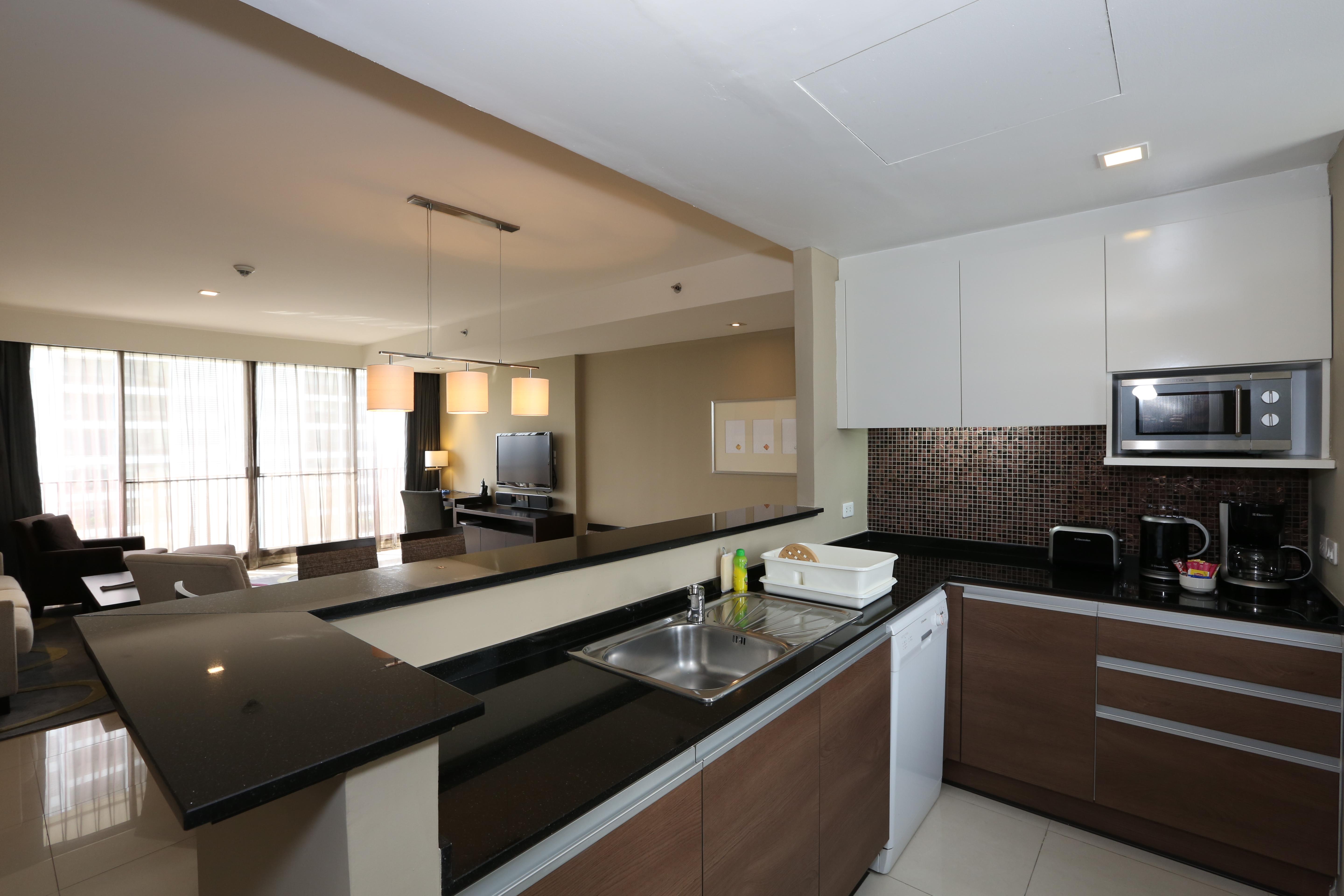 Bangna Pride Hotel & Residence Bangkok Exterior photo