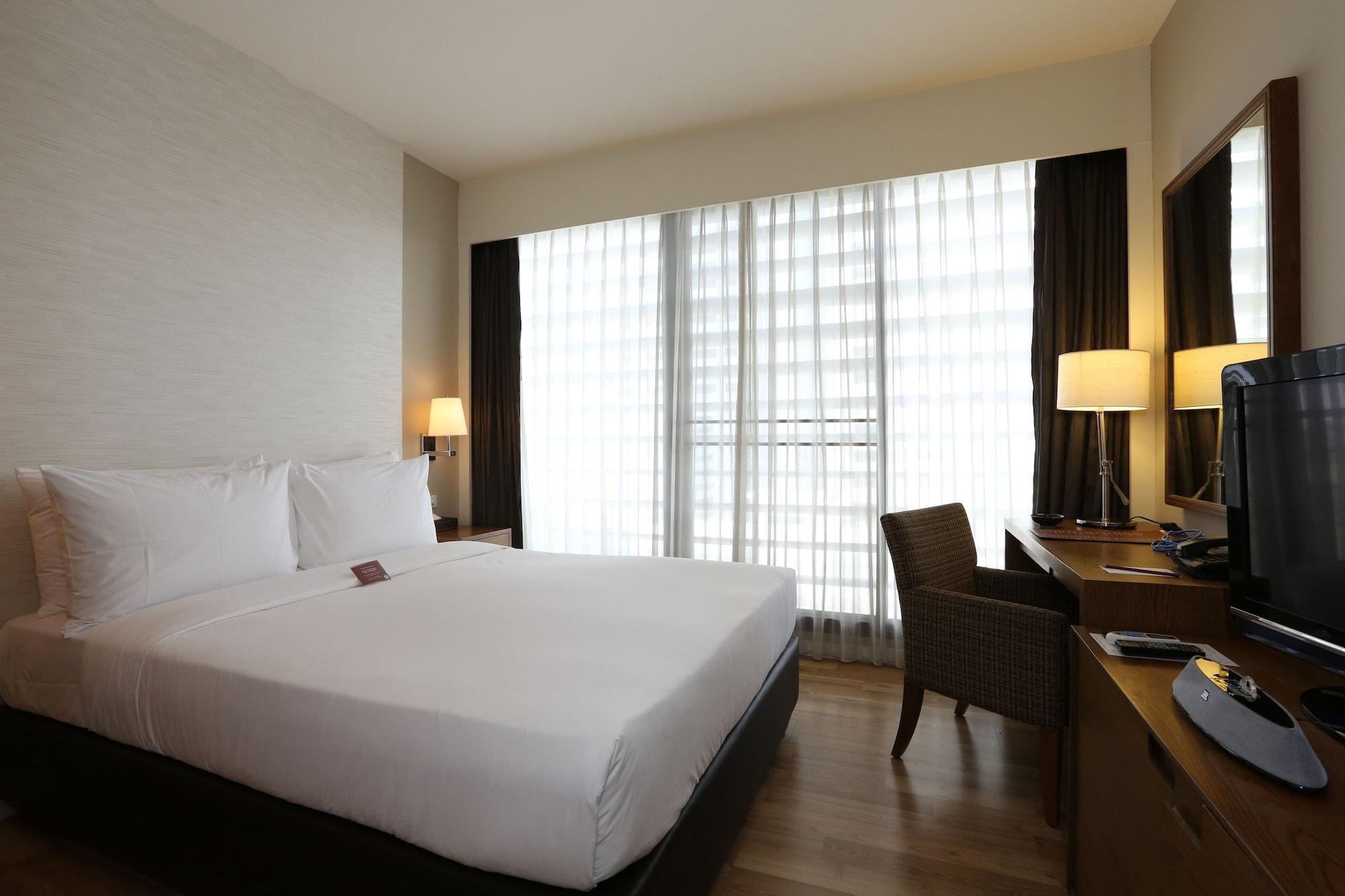 Bangna Pride Hotel & Residence Bangkok Exterior photo