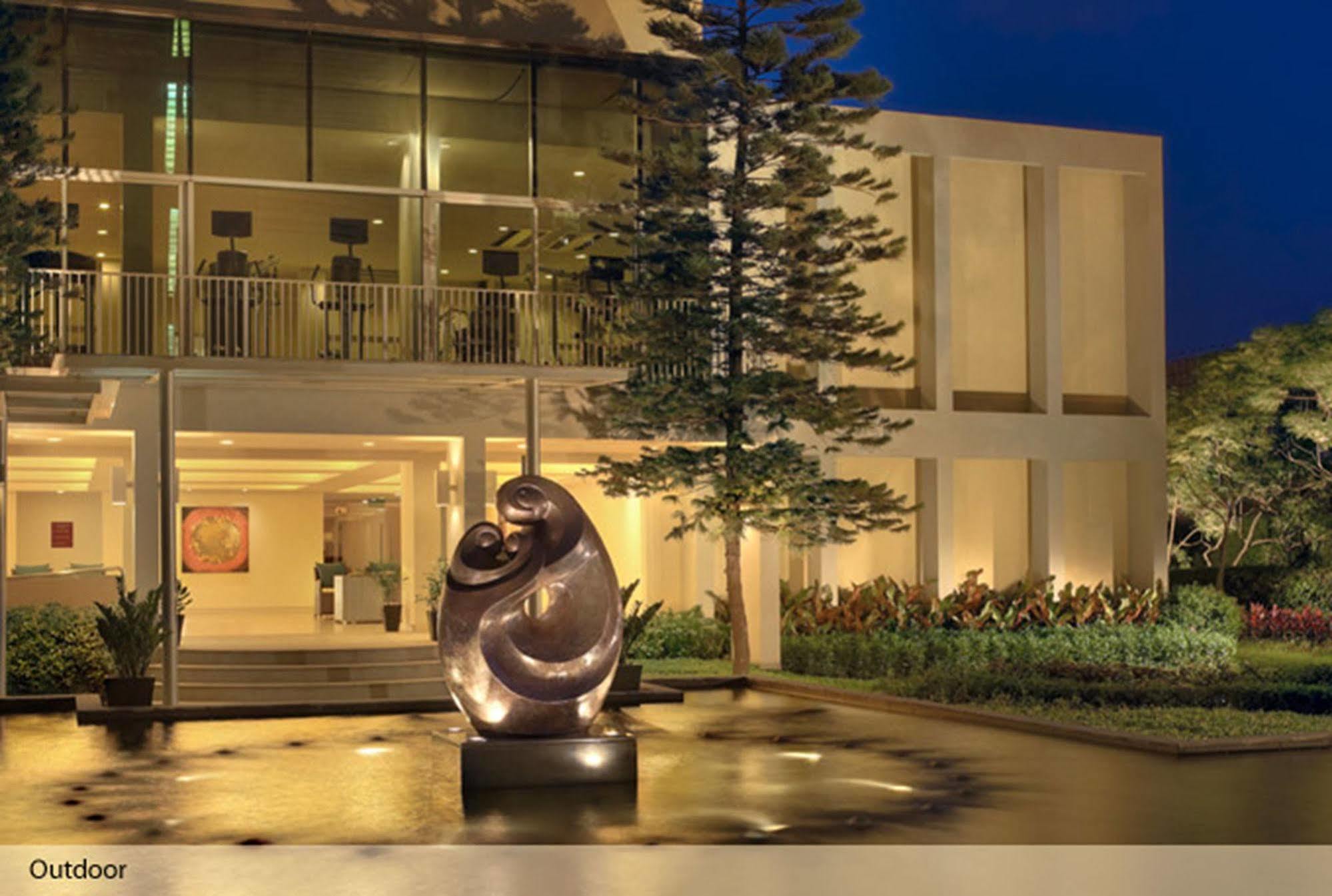 Bangna Pride Hotel & Residence Bangkok Exterior photo